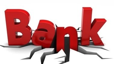 ПриватБанку заборонено стягувати відсотки і пеню по кредитках